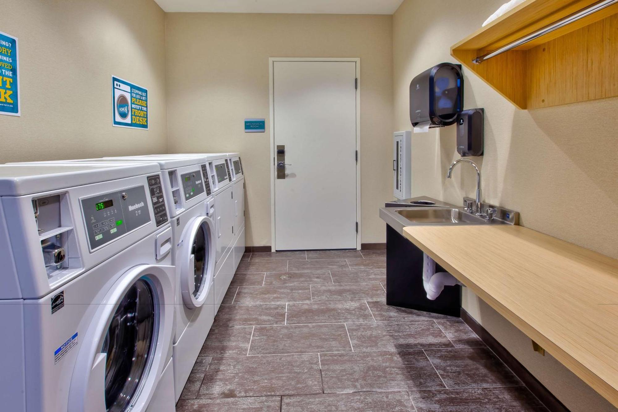 Home2 Suites By Hilton Grand Rapids South Byron Center Екстериор снимка