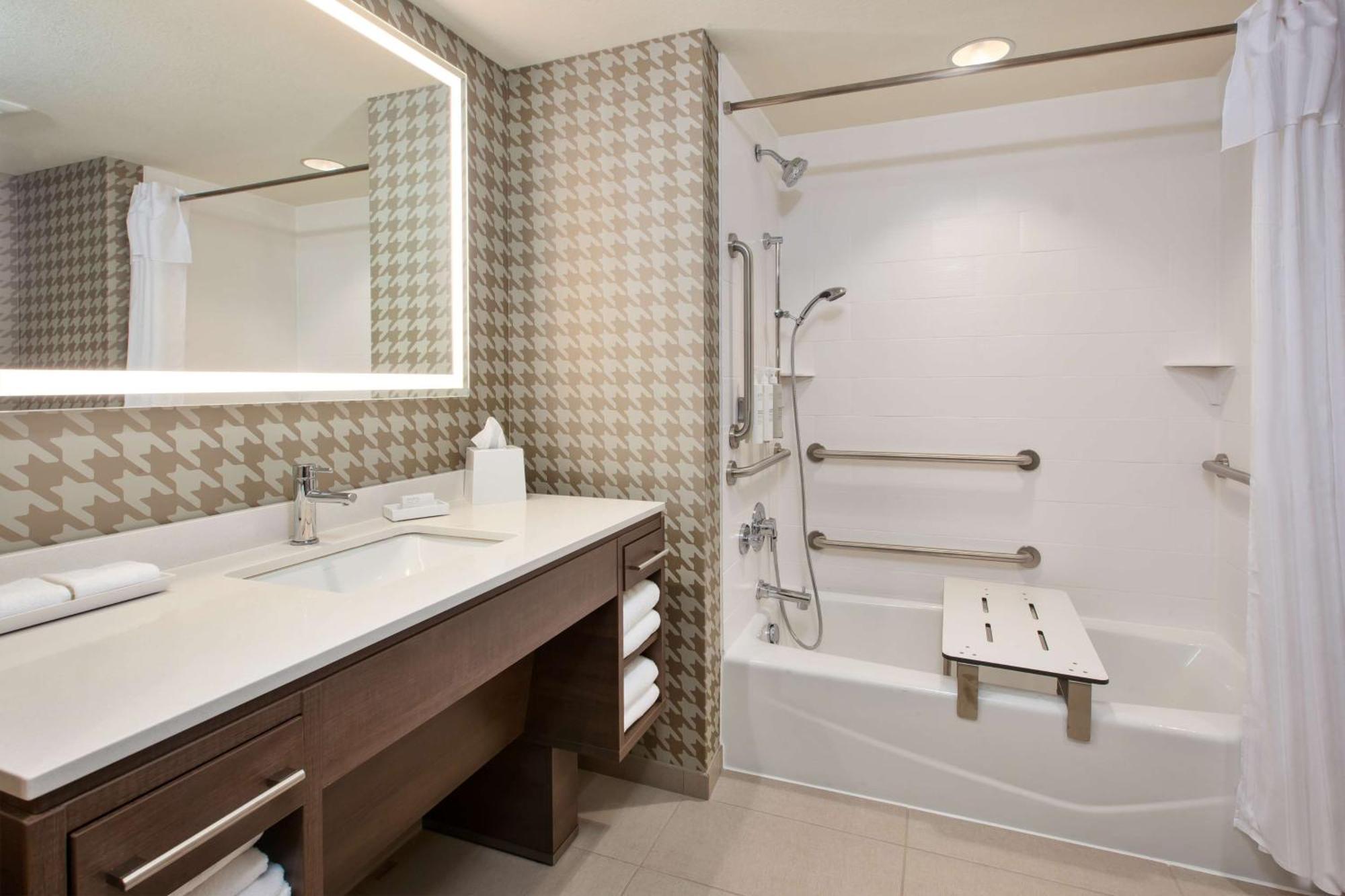 Home2 Suites By Hilton Grand Rapids South Byron Center Екстериор снимка